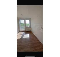 2. Zimmer Wohnung mit 2. Balkonen und Fahrstuhl in friedrichfelde - Berlin Lichtenberg
