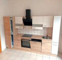 4-Zimmer Wohnung, hell, schön, zentrumsnah, ruhig, mit Küche - Oettingen in Bayern