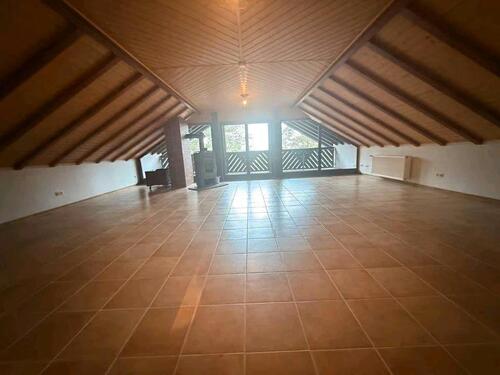 Foto - 2 Zimmer Dachgeschoßwohnung zur Miete in Wetter (Hessen)