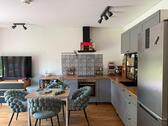 Foto - Schöne 2-Zimmer-Wohnung (ca. 65 m²) mit großem Garten im Erdge