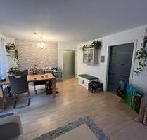 Moderne Erdgeschosswohnung mit Garten in ruhiger Feldrandlage - Möglingen