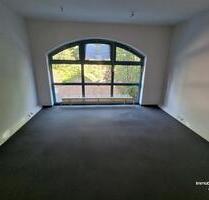 Geräumiges und zentral gelegenes Büro in Plauen zu vermieten