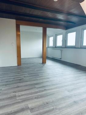 Foto - 3-Zi.-Wohnung ohne Dachgefühl-Kernsaniert mit EBK&Stellplatz