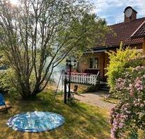 Haus zur Miete in Schweden - 850,00&nbsp;EUR Kaltmiete, ca.&nbsp; 168,00&nbsp;m&sup2; in Forstinning (PLZ: 85661)