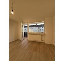 Frisch sanierte 1,5-Zimmerwohnung mit Balkon & EBK - Lauf an der Pegnitz