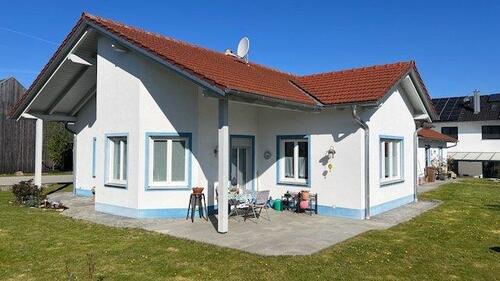 Foto - freistehender Bungalow mit DoppelgarageGarten provisionsfrei