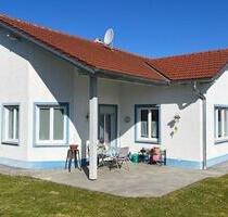 freistehender Bungalow mit DoppelgarageGarten provisionsfrei - Buchhofen