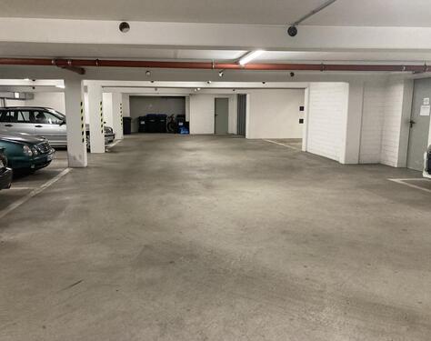 Foto - Tiefgaragenstellplatz in der Innenstadt