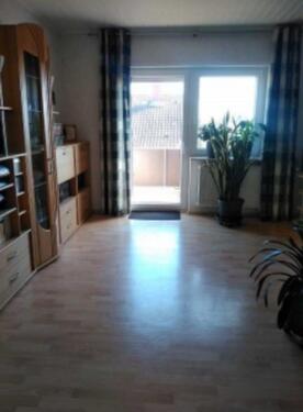 Foto - Dachgeschoßwohnung in Biblis zur Miete