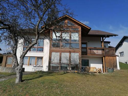 Foto - Großzügiges Einfamilienhaus zu vermieten in 94113 haselbach