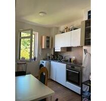 WG-Zimmer für FrauMädchen - 700,00&nbsp;EUR Kaltmiete, ca.&nbsp; 75,00&nbsp;m&sup2; in Freiburg im Breisgau (PLZ: 79104) Herdern