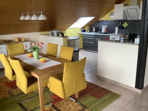 Foto - 2-Zimmer-Wohng. in WobEhmen voll möbliert zu vermieten