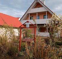 Kleine ruhige Doppelhaushaelfte in Forchheim-Buckenhofen