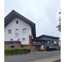 Zweifamilienhaus 210qm 2 Garagen Provisionsfrei in 56472 - Hof