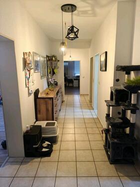 Foto - Nachmieter 5 Zimmer - 1.590,00 EUR Kaltmiete,