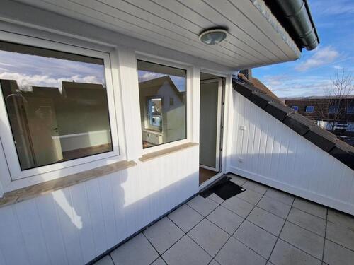 Foto - 3 Zimmer, 98qm, frisch renoviert, Südbalkon, Whirlpool,Stellplatz