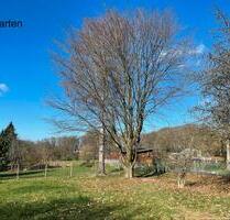 Bungalow Zweifamilienhaus mit großen Garten zur Miete in MUCH