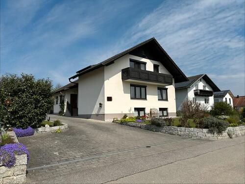 Foto - 7 Zimmer Einfamilienhaus zum Kaufen in Aham
