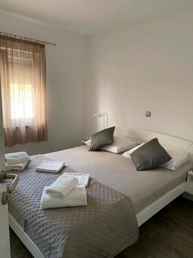 Foto - Apartment Erdgeschoss Insel Vir bei Zadar mit Brückenanbindung