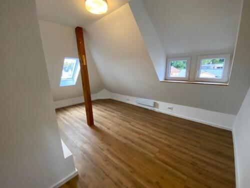 Foto - Dachgeschoßwohnung in Wiesbaden zur Miete