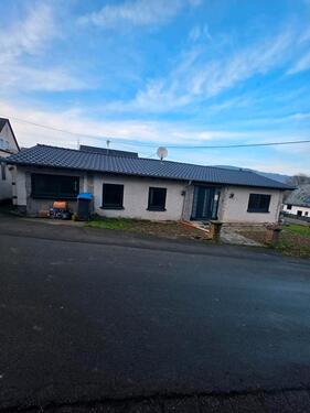 Foto - Haus Bungalow Kernsaniert - 290.000,00&nbsp;EUR Kaufpreis, ca.&nbsp; 115,00&nbsp;m&sup2;