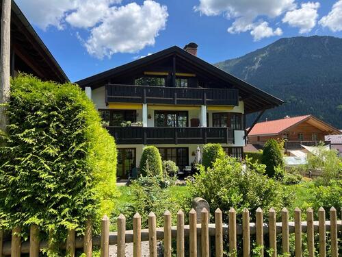 Foto - Apartment auf Zeit, 1-6 Monate, GAP Burgrain, Fluss-Bergblick