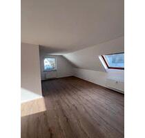 Modern sanierte 4-Zimmer-Wohnung mit ca. 88 m² in zentraler Lage - Barsinghausen Modern sanierte 4-Zimmer-Wohnung mit ca. 88 m² in zentraler Lage - Barsinghausen