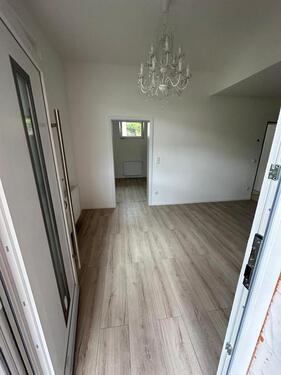 Foto - 3 Zimmer Wohnung Kernsaniert - 750,00 EUR Kaltmiete,