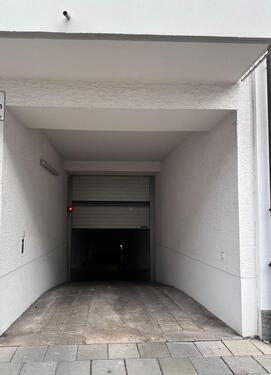 Foto - Tiefgaragenstellplatz (kein Duplex)