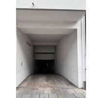 Tiefgaragenstellplatz (kein Duplex) - München Am Riesenfeld