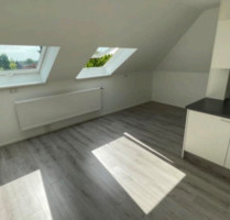 Helle 2-Zimmer Dachgeschosswohnung in Übach-Palenberg (Boscheln)