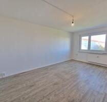 *Ab sofort!* - 1-Zimmer-Wohnung in der 3. Etage mit Aufzug - Leipzig Lausen-Grünau