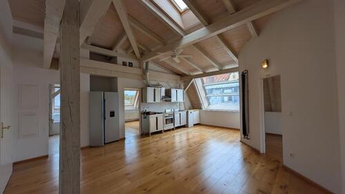 Foto - 4 Zimmer * DG Wohnung * WG geeignet * Isarvorstadt Auf 108qm
