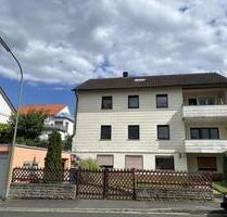 Renditestarkes MFH 5,4% Rendite in Höchberg Siedlungslage