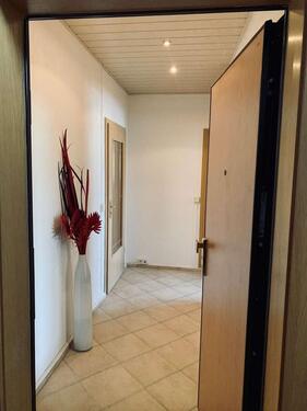 Foto - Ihr neues Zuhause: Gepflegte 4-Raum-Wohnung mit Fernblick und Einbauküche