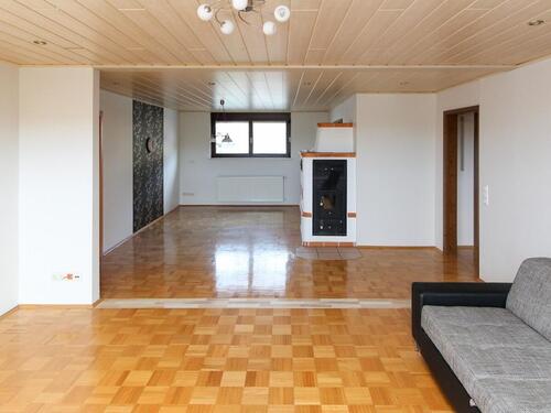 Foto - Attraktive 4-Zimmer-Wohnung mit Loggia in ruhiger Lage