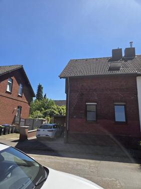 Foto - Familienfreundliche Doppelhaushälfte 5 Zimmer Garten Terrasse