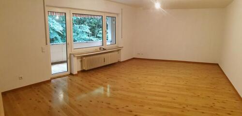 Foto - Attraktive 2-Zimmer-Wohnung mit Balkon und Stellplatz (Carport)