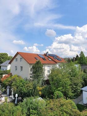 Foto - Lichtdurchflutete, exklusive Wohnung mit EBK und TG Platz im schönen Asperg mit S-Bahn-Anschluss !