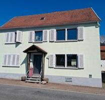 Haus in Neuhemsbach mit Scheune ( ausgebaut )