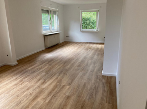 Foto - Großzügige 3-Zimmer-Wohnung mit Kamin, Garten & separatem Eingang