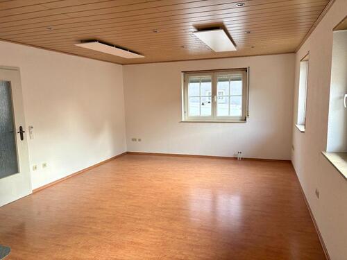 Foto - Etagenwohnung zur Miete in Dielheim