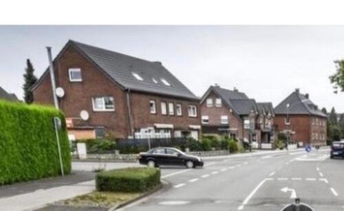 Foto - Mehrfamilienhaus, Wohnhaus zum Kaufen in Kamp-Lintfort