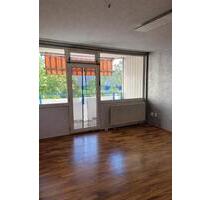 4-Zimmer Wohnung mit Balkon und Stellplatz - Ludwigshafen am Rhein Ludwigshafen-Hemshof