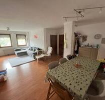 Wohnung in Eislingen - 630,00&nbsp;EUR Kaltmiete, ca.&nbsp; 73,00&nbsp;m&sup2; in Eislingen (Fils) (PLZ: 73054)