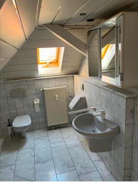 Foto - 2 Zimmer Dachgeschoßwohnung zur Miete in Lollar