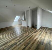 Haus zur Miete in Puchheim-Ort - 2.335,00&nbsp;EUR Kaltmiete, ca.&nbsp; 128,00&nbsp;m&sup2; in Puchheim (PLZ: 82178)