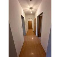 Creußen 3 Zimmer Wohnung - 925,00&nbsp;EUR Kaltmiete, ca.&nbsp; 75,00&nbsp;m&sup2; in Creußen (PLZ: 95473)