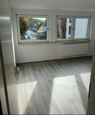 Foto - Kernsanierte Mietwohnung auf 87m2 4,5 Zimmer im 3-Fam.Haus