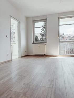 Foto - Neu renovierte 3-Raumwohnung l Sonnenbalkon